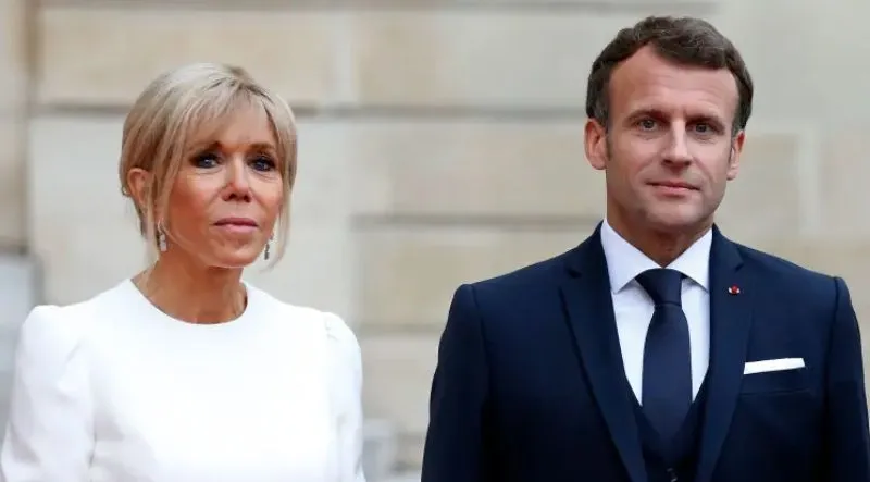 Brigitte Macron’s Playful Push to Emmanuel Goes Viral: A Love Story Like No Other